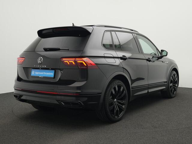 Volkswagen TIGUAN 1.5 TSI 150 pk DSG R-Line Business+ | Black Style | Panoramadak | Adaptieve onderstelregeling (DCC) | IQ Light | Achteruitrijcamera | Adpative Cruise | Carplay | DAB | 20 inch