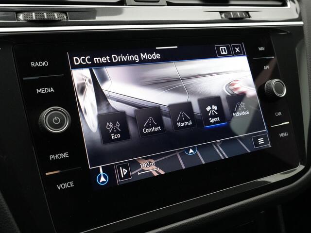 Volkswagen TIGUAN 1.5 TSI 150 pk DSG R-Line Business+ | Black Style | Panoramadak | Adaptieve onderstelregeling (DCC) | IQ Light | Achteruitrijcamera | Adpative Cruise | Carplay | DAB | 20 inch