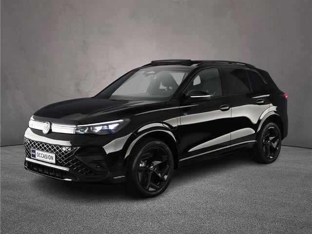 Volkswagen TIGUAN R-Line Business 1.5 TSI eHybrid 272pk DSG Automaat Trekhaak, Panoramadak, Black Style, Adaptive cruise control, Elektrische achterklep, Achteruitrijcamera