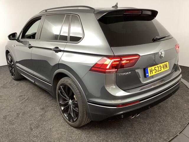 Volkswagen TIGUAN 1.5 TSI ACT Highline Business R | DSG | Black style | Panoramadak | 20'' suzuka |*