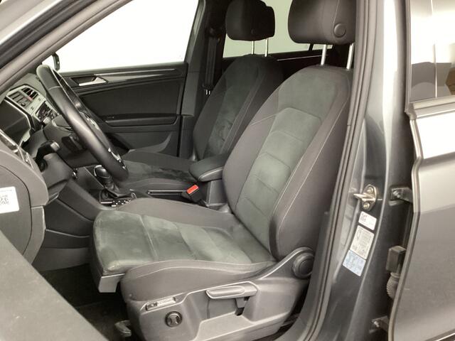 Volkswagen TIGUAN 1.5 TSI ACT Highline Business R | DSG | Black style | Panoramadak | 20'' suzuka |*