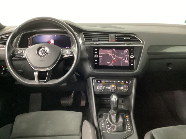 Volkswagen TIGUAN 1.5 TSI ACT Highline Business R | DSG | Black style | Panoramadak | 20'' suzuka |*