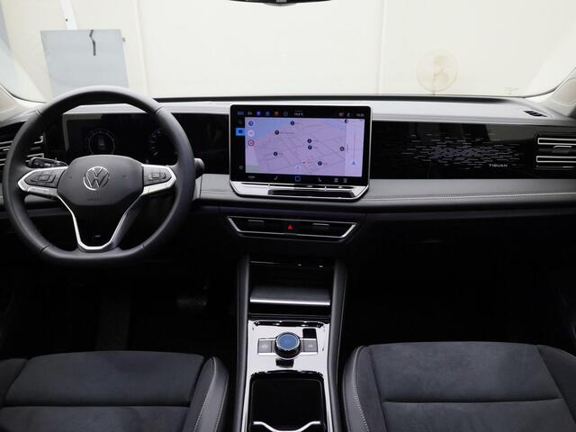 Volkswagen TIGUAN 1.5eTSI/150PK Elegance DSG · 360° Camera + Parkeersensoren · Trekhaak · Stoel- & stuurverwarming · Garantie tot november 2026