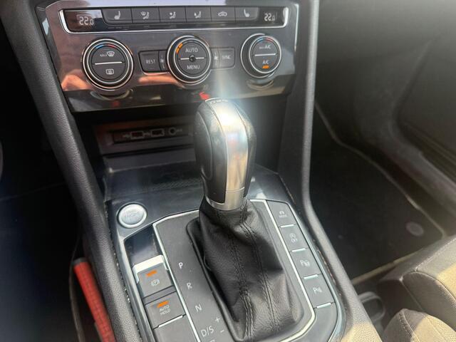 Volkswagen TIGUAN Allspace 1.5 TSI Highline R-line, 7-Persoons, Trekhaak Draaibaar, Panoramadak, Virtual Cockpit,