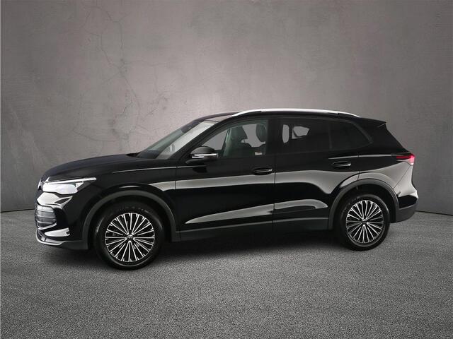 Volkswagen TIGUAN Life Edition 1.5 eTSI 150pk DSG Automaat Trekhaak, Adaptive cruise control, 360 camera, Elektrische achterklep, Achteruitrijcamera, Navigatie, LED koplampen