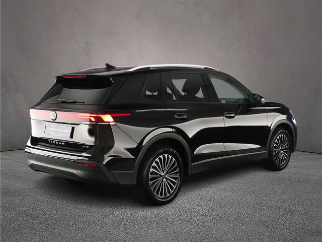 Volkswagen TIGUAN Life Edition 1.5 eTSI 150pk DSG Automaat Trekhaak, Adaptive cruise control, 360 camera, Elektrische achterklep, Achteruitrijcamera, Navigatie, LED koplampen