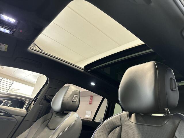 Volkswagen TIGUAN 1.5 272pk DSG eHybrid R-Line Edition · Camera · Elek. Trekhaak · Panoramadak · Elek. Voostoelen · Massage · Stoelventilatie · 20'' Inch · Garantie t/m 02-09-2029 of 100.000km