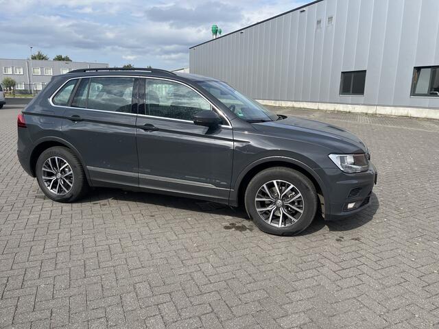 Volkswagen TIGUAN 1.4 TSI ACT Comfortline Business 27 dkm