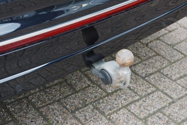 Volkswagen TIGUAN 1.5 TSI R-Line Business+