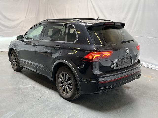 Volkswagen TIGUAN 1.4 TSI eHybrid R-Line / AUTOMAAT/ 2X R-LINE/ PANO/ ELEKTR. TREKHAAK/ CLIMA 3-ZONE/ ADAPT. CRUISE/ DIGITAL DASH/ APP-CONNECT/ NAVI/ PARK. SENSOREN/ STOEL-STUUR VERWARM.