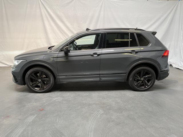 Volkswagen TIGUAN 1.4 TSI eHybrid R-Line / AUTOMAAT/ PANO/ 2X R-LINE/ PARK.SENSOR.V+A/ CAMERA/ TREKHAAK/ ELEK. KLEP/ STUUR+STOEL VERWARM./ DCC/ HEAD-UP/ KEYLESS/ DODEHOEK/ APP-CONNECT/ ACC/ NAVI/ DAB/ CLIMA/ LED/ 19'' LMV