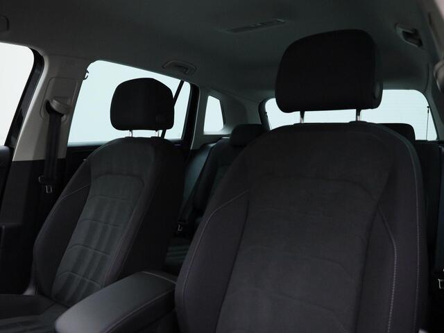 Volkswagen TIGUAN 1.5TSI/150PK Elegance DSG · Navigatie · Camera + Parkeersensoren · Stoel-& stuurverwarming · Garantie tot juli 2026 of 90000km