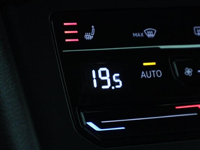 Volkswagen TIGUAN 1.5TSI/150PK Elegance DSG · Navigatie · Camera + Parkeersensoren · Stoel-& stuurverwarming · Garantie tot juli 2026 of 90000km