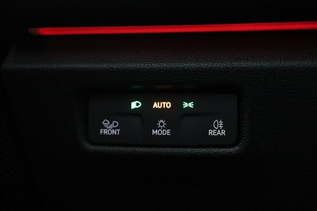 Volkswagen TIGUAN 1.5 eHybrid R-Line Black Style 272pk | Pano | 360cam | Elek. Trekhaak | Massage | Stoel- Stuurverw. | Adapt. Cruise