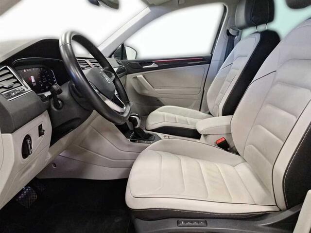 Volkswagen TIGUAN 1.4 TSI eHybrid Elegance Discover Pro, Leder, Camera, Head-up, DCC, El stoelen