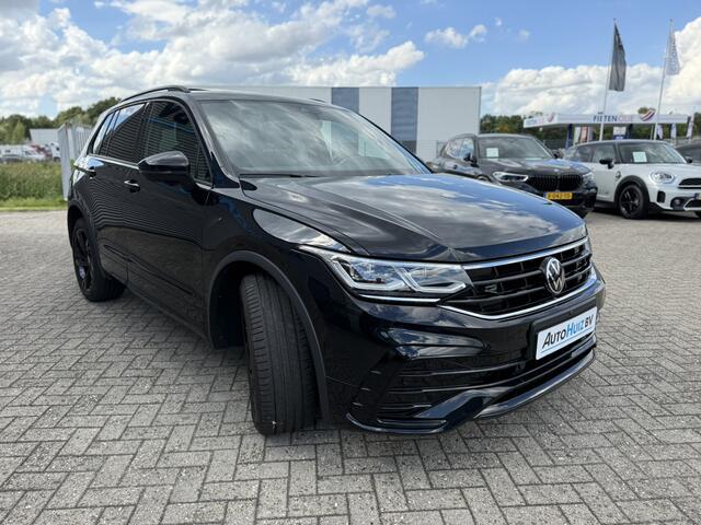 Volkswagen TIGUAN 1.4 TSI eHybrid R-Line Black Style Lederen interieur Elek Stoelverstelling Panoramadak Stuurwielverwarming Head-Up Display Keyless Entry