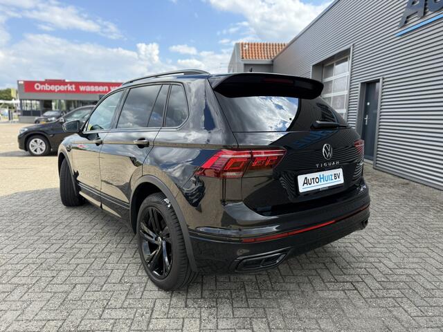 Volkswagen TIGUAN 1.4 TSI eHybrid R-Line Black Style Lederen interieur Elek Stoelverstelling Panoramadak Stuurwielverwarming Head-Up Display Keyless Entry