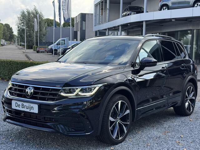 Volkswagen TIGUAN TSI 150pk DSG R-Line (Pano,Trekhaak,Camera,Harman,Headup)