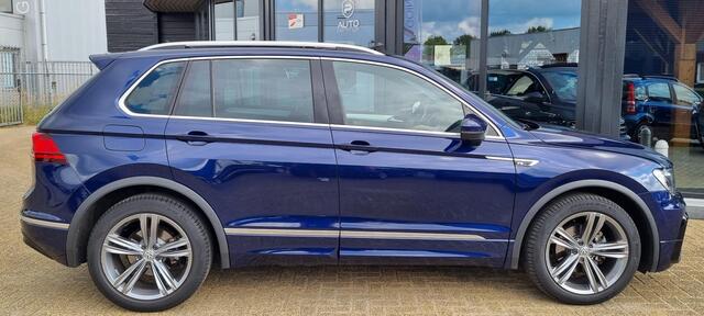 Volkswagen TIGUAN 1.4 TSI ACT Comfortline Business R 150 PK | R-Line | NL AUTO | Elektrisch glazen panorama-dak | Stoelverwarming | Adaptive Cruise Control | Bestuurdersstoel met massagefunctie | 4 Nieuwe Pirelli Banden | 2 Sleutels |