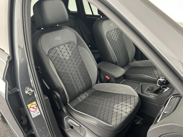 Volkswagen TIGUAN 1.4 TSI 245pk eHybrid R-Line Business+ Black Style Trekhaak Camera Panoramadak Keyless Stoelverwarming Virtual Cockpit Navigatie