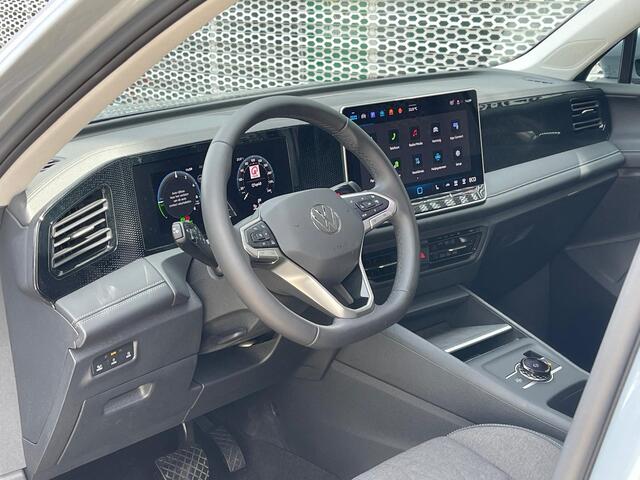 Volkswagen TIGUAN 1.5 eHybrid 204PK DSG Life Edition / 360 Camera / Inklapbare Trekhaak / Keyless / 19'' LMV / VW