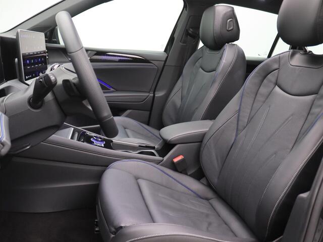 Volkswagen TIGUAN 1.5 eHybrid R-Line Edition Lederen bekleding, Panoramadak, York 20" LMV, Navigatie, Adaptive Cruise Control, Assistentiepakket