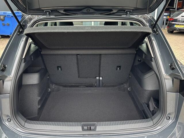 Volkswagen TIGUAN 1.5 eTSI DSG LIFE TREKHAAK/CAMERA/CARPLAY/STOELVERW