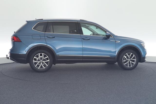 Volkswagen TIGUAN Allspace 2.0 TDI 150pk DSG Comfortline Business 7Pers. Trekhaak Camera Keyless Stoelverwarming Virtual Cockpit Navigatie