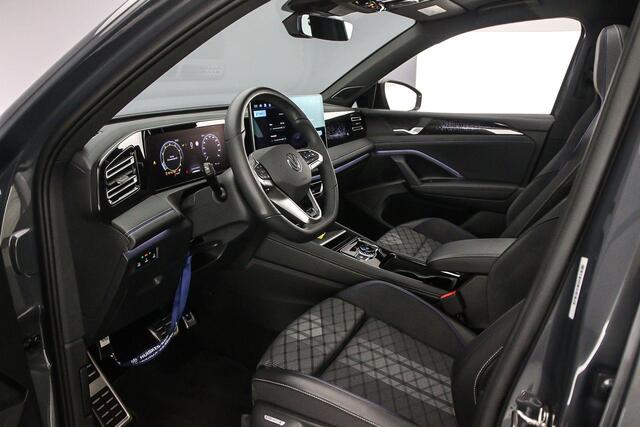 Volkswagen TIGUAN R-Line Edition 1.5 eTSI 150pk DSG Automaat Trekhaak, Panoramadak, Harman Kardon audio, Adaptive cruise control, Elektrische achterklep, LED matrix koplampen