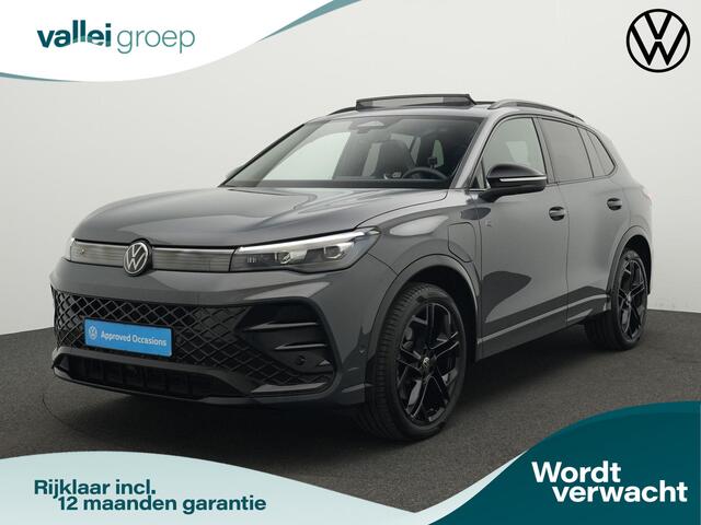 Volkswagen TIGUAN 1.5 eHybrid 272 pk DSG R-Line Edition | Panoramadak | Adaptief onderstel | Stuur-/stoelverwarming | Achteruitrijcamera | Massage