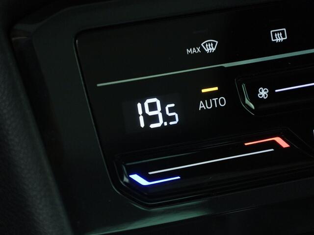 Volkswagen TIGUAN 1.4TSIeHybrid 180kW/245PK Elegance DSG · Panoramadak · Apple/Android · Camera + Parkeersensoren · Garantie tot juli 2028 of 100000km.