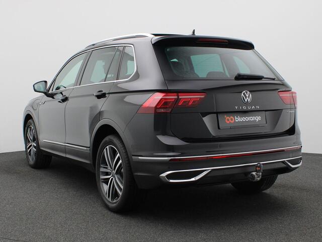 Volkswagen TIGUAN 1.4 TSI eHybrid Elegance 245PK DSG Pano-Schuifdak, Volleder, Memorystoel, 360gr. Camera, Side Assist, Keyless, DCC, Adaptieve Cruise Controle, Trekhaak, 19" LM Velgen