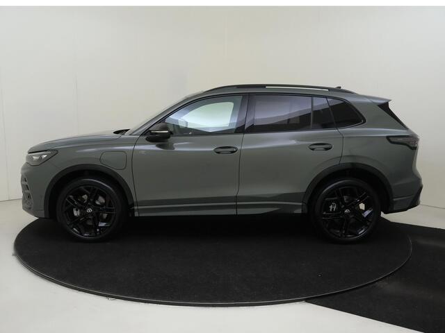 Volkswagen TIGUAN R-Line Edition - eHybrid | 'App-Connect' draadloze smartphone integratie | Automatische afstandsregeling (Adaptive Cruise Control) | Bekleding, leder 'Vienna' incl. stoelventilatie en elektrische bestuurderstoel