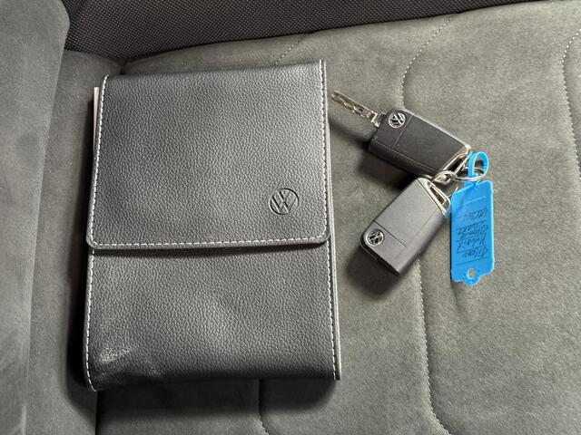 Volkswagen TIGUAN 1.4 TSI eHybrid Business+,Cam,Trekh,Apple