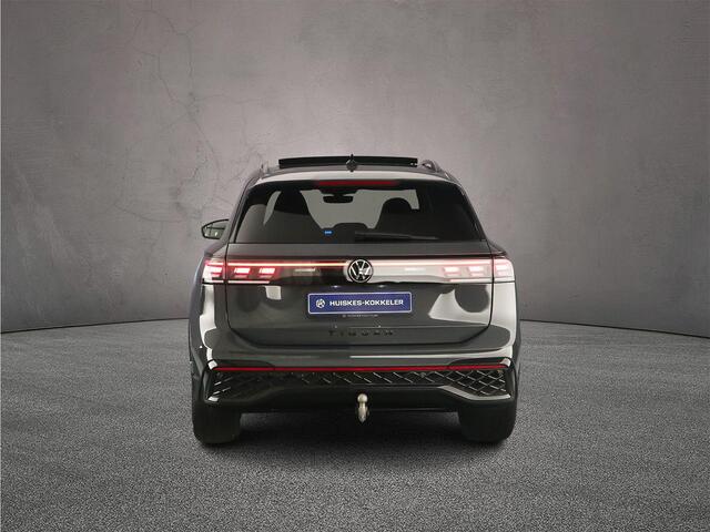 Volkswagen TIGUAN R-Line Business 1.5 TSI eHybrid 204pk DSG Automaat Trekhaak, Black Style, Panoramadak, Adaptive cruise control, LED matrix koplampen, 360 camera