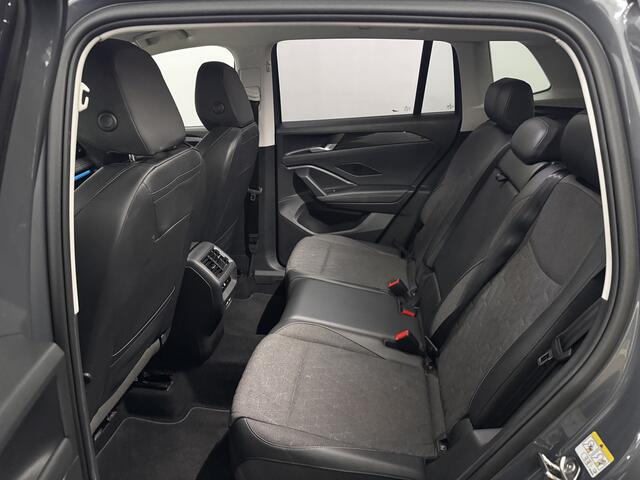 Volkswagen TIGUAN 1.5 eTSI Life Edition Half leder, Camera, Navi, Winterpakket, Keyless start, Cruise control adaptief, Sfeerverlichting, 2 jaar