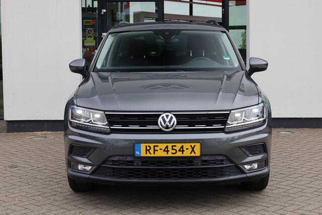 Volkswagen TIGUAN 1.4 TSI Comfortline 92KW/125PK, Navigatie, trekhaak, lichtmetalen velgen, Lane assist, parkeersensoren voor en achter, cruise control, automatische airco.