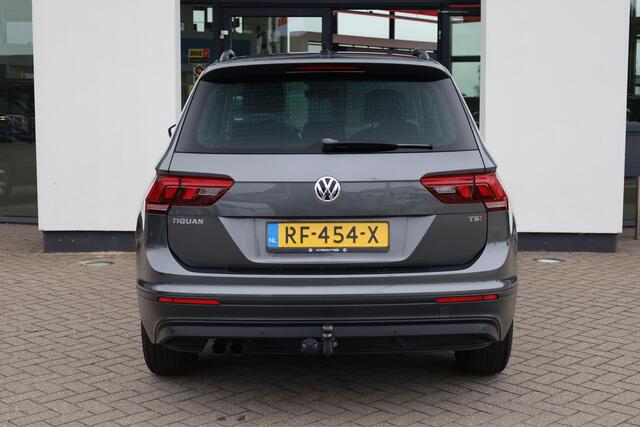 Volkswagen TIGUAN 1.4 TSI Comfortline 92KW/125PK, Navigatie, trekhaak, lichtmetalen velgen, Lane assist, parkeersensoren voor en achter, cruise control, automatische airco.
