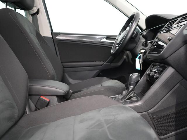 Volkswagen TIGUAN 1.4 TSI ACT Highline R-line | Matrix | Pano | Trekhaak | Virtual