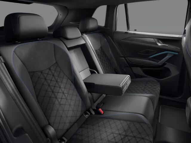 Volkswagen TIGUAN R-Line Edition 1.5 eHybrid 204 pk 6 versn. DSG · Black Style Pakket · Comfort Pakket · Trekhaak inklapbaar, met elektrische ontgrendeling, incl. aanhangermanoeuvreerhulp Trailer Assist ·