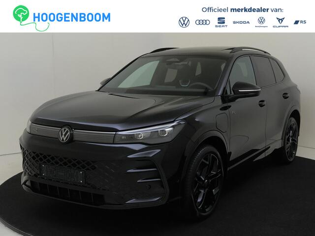 Volkswagen TIGUAN R-Line Edition - eHybrid | 'App-Connect' draadloze smartphone integratie | Automatische afstandsregeling (Adaptive Cruise Control) | Black Style Pakket