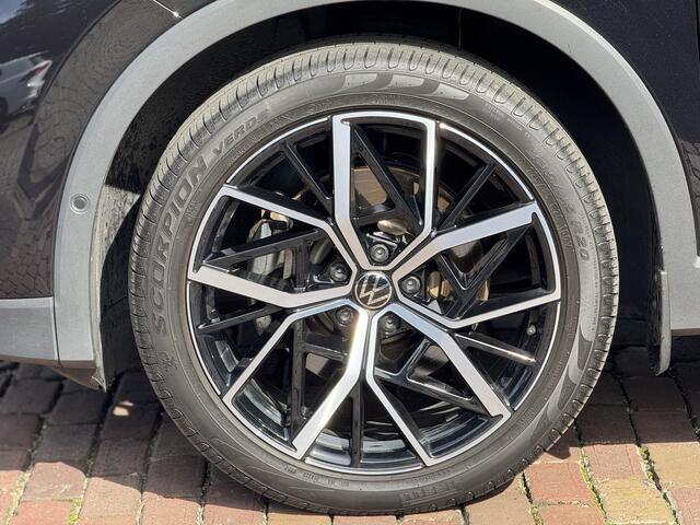 Volkswagen TIGUAN 1.5 eHybrid Elegance | Leer | Pano | Trekhaak