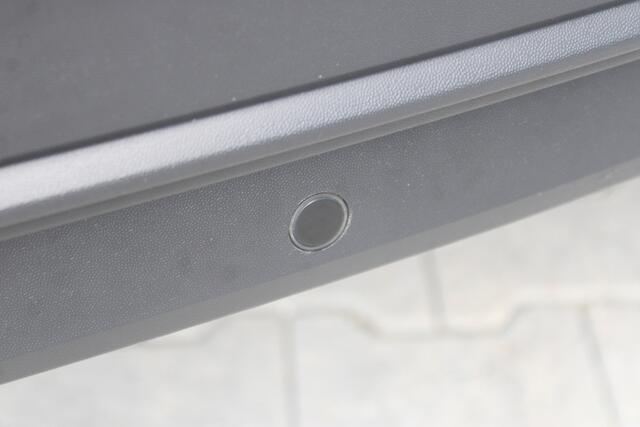 Volkswagen TIGUAN 1.5 TSI Life | Incl. 12 maanden garantie | Apple Carplay | Navigatie | Adaptive cruise control | Stoel en stuurverwarming | Wegklapbare trekhaak | Getint glas | LED koplampen |