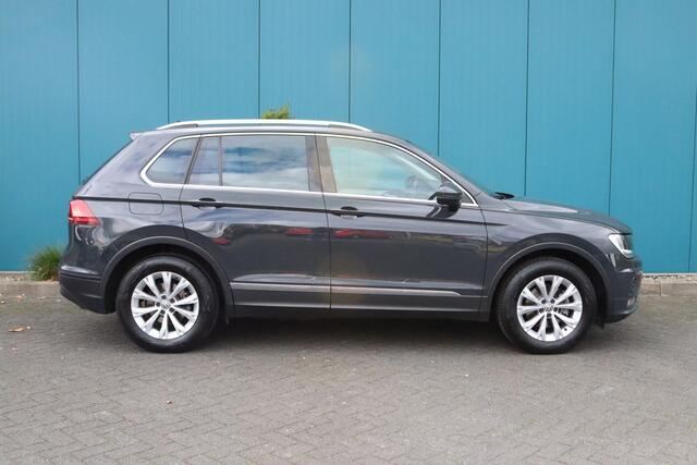 Volkswagen TIGUAN 1.5 TSI ACT 150 PK Comfortline Business Exec. TREKH|CARPLAY|ADAPT.CRUISE|ELEK.A.KLEP|NAV|ECC|PDC|LMV