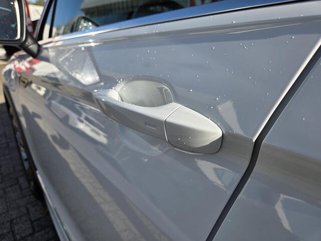 Volkswagen TIGUAN 1.4 TSI eHybrid R-Line Business+ 19"/Panoramadak/Trekhaak/Leder + memory/360 camera/Elektrische klep/Dodehoek/Stuur + stoelverwarming