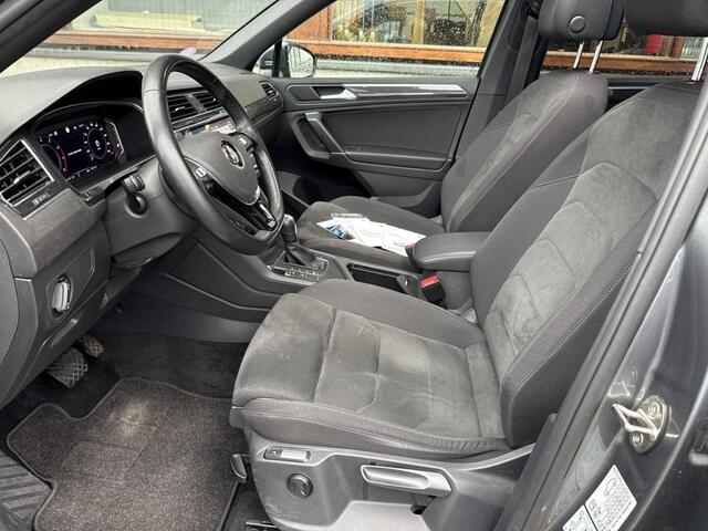 Volkswagen TIGUAN 1.5 TSI Highline Business R - 7 Zits - Panodak - Trekhaak -