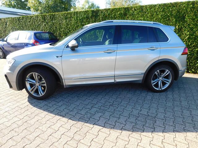 Volkswagen TIGUAN 1.4 TSI 4Motion Highline R-line, Camera, Trekhaak