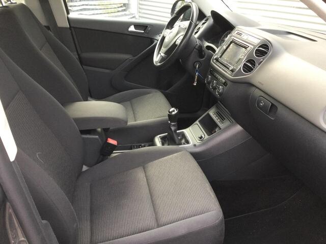 Volkswagen TIGUAN 1.4 TSI Trendline | 12mnd Bovag garantie | Climate control | PDC |