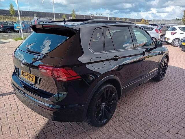 Volkswagen TIGUAN 1.5 TSI ACT Comfortline Business R, Automaat, Zeer mooie auto incl. Panorama schuif kantel dak , Cruise control adaptief, 20 inch velgen, Zie foto's, Dealer onderhouden, BOVAG
