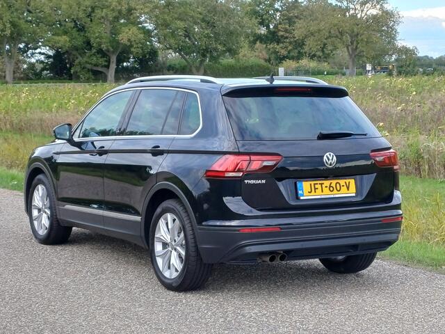 Volkswagen TIGUAN 1.4 TSI Comfortline Business /Camera/Carplay/Navi/Cruise/18"/